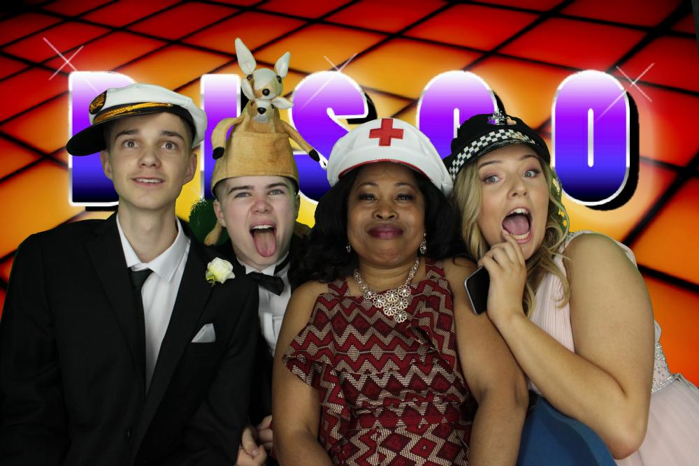 Christ School Prom | View more photos from the event at gallery.myphotoboothexperience.co.uk/u/MyPhotoBoothExperienceLtd/Christ-School-Prom